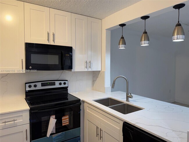 Building Photo - 15610 SW 80th St