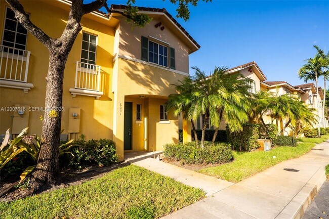 Building Photo - 6051 SW 19th Pl