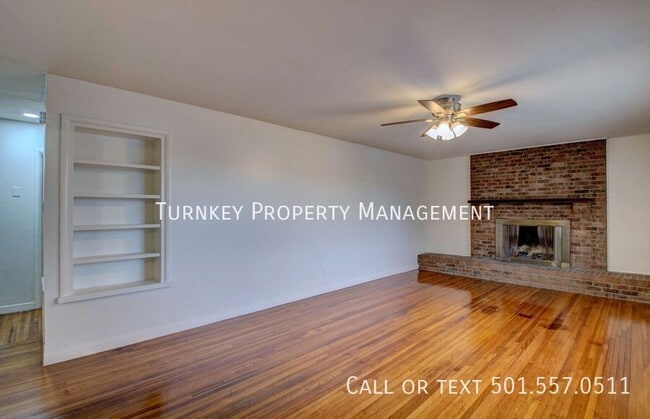 Building Photo - 4600 Lynn Ln