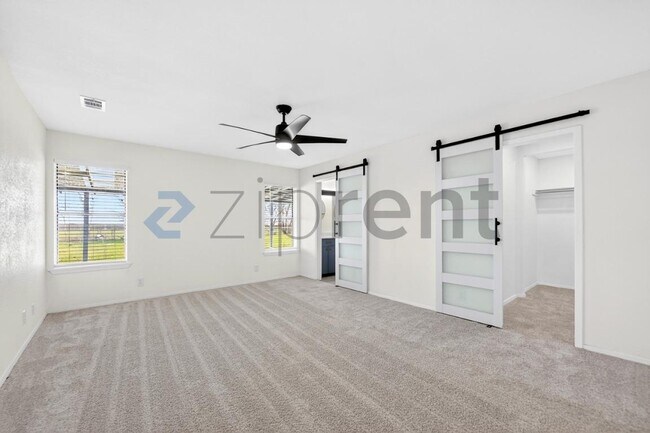 Building Photo - 2404 TX-289