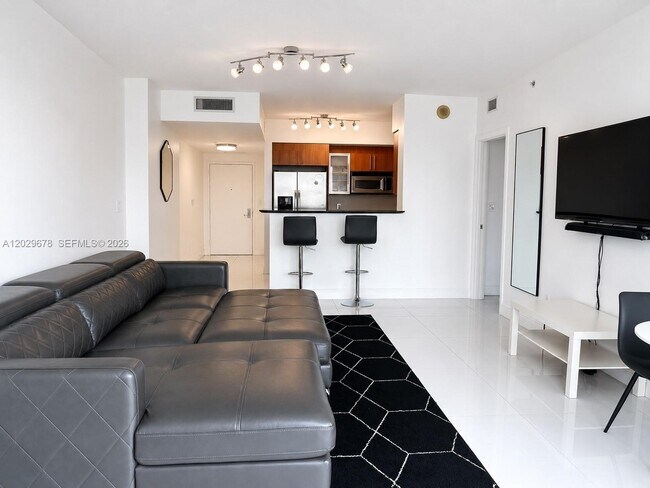 Building Photo - 325 S Biscayne Blvd