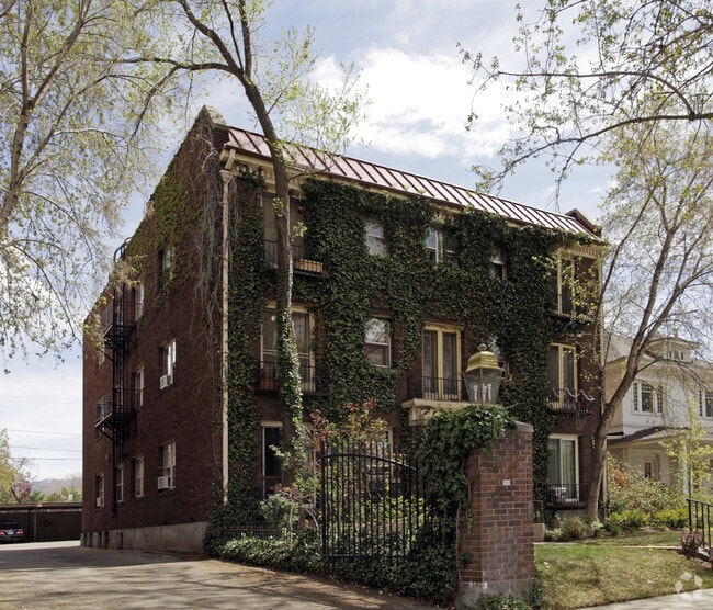 Building Photo - 125 S 600 E