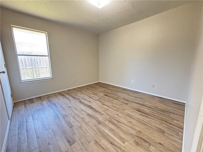 Building Photo - 3166 Singletree Ave