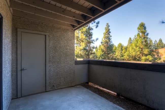 Building Photo - 14972 Avenida Venusto