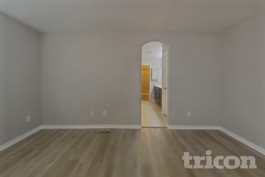 Building Photo - 7950 Sea Oats Dr