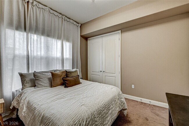 Building Photo - 56 E Serene Ave