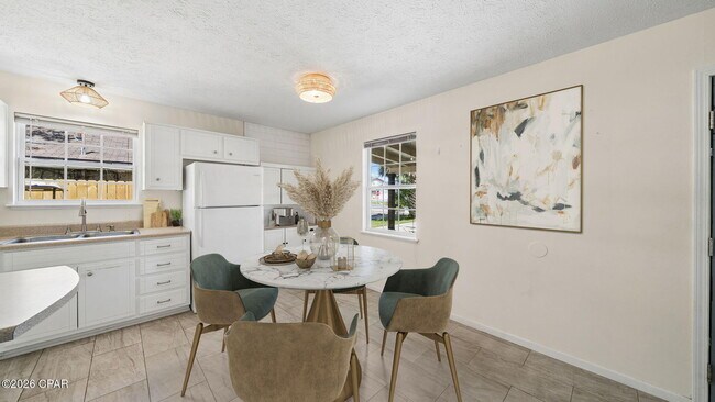 Building Photo - 3926 Sabal St