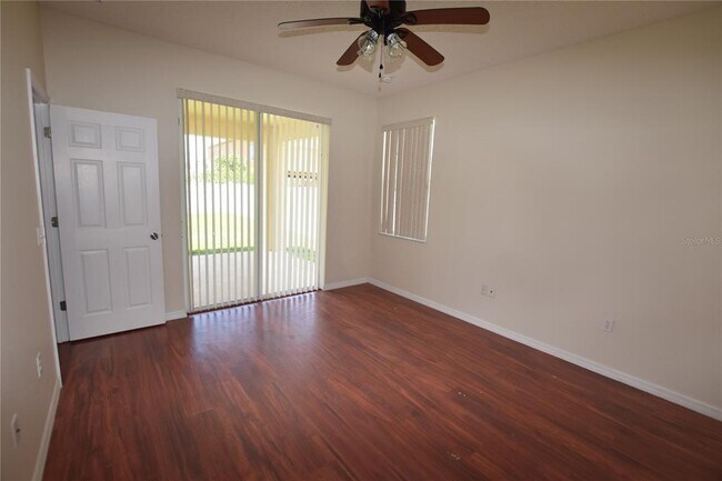 Building Photo - 510 Bromley Ct