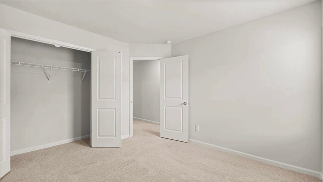 Building Photo - 3255 Colonel Ct