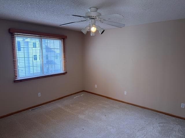 Building Photo - 14378 Raymond Ln