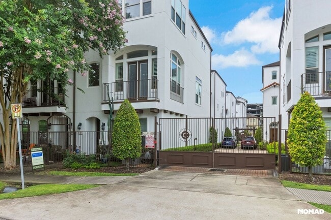 Primary Photo - Stylish 3BR gated Townhome in Houston