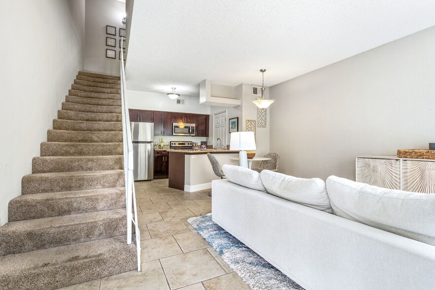 Building Photo - Waterford Park Apartment Homes