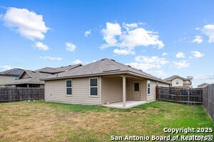 Building Photo - 425 Sabine River