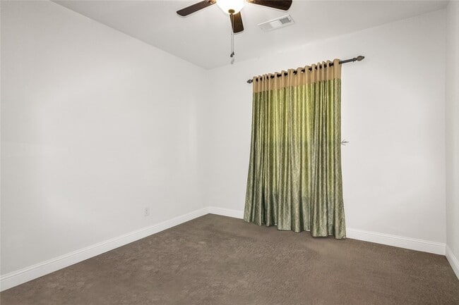 Building Photo - 6800 Cache Ct