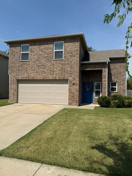 You'll love living here! Wood-look LVP flooring throughout first level! - 5074 W Claxton Circle