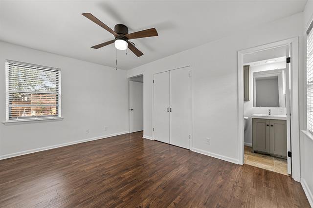 Building Photo - 8604 Graywood Dr