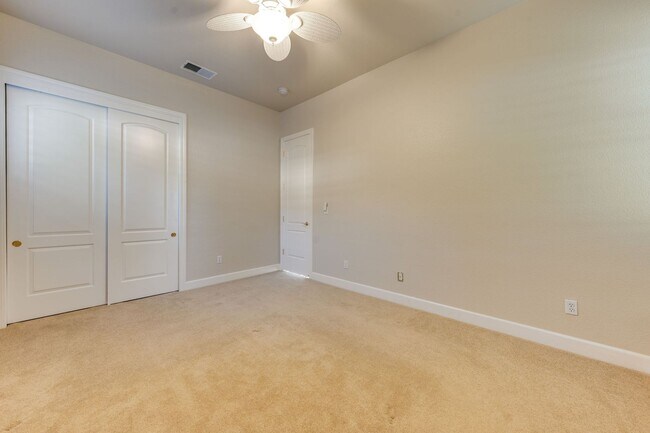Building Photo - Luxury 4-Bedroom Home in El Dorado Hills Exclusive Serrano Community!