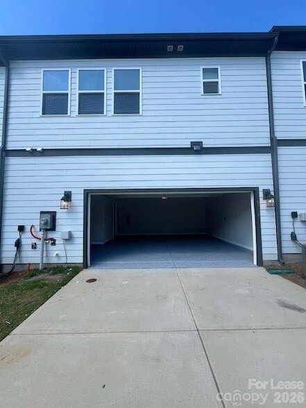 Building Photo - 5714 Rivulet Wy