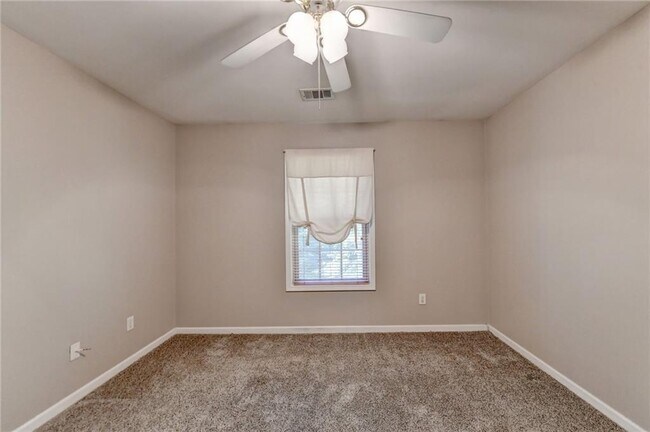 Building Photo - 236 Windy Cir