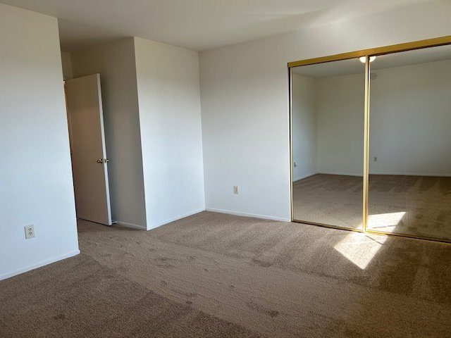 Building Photo - 623 E Cypress Ave