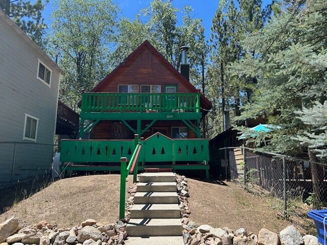 Primary Photo - Furnished Seasonal Rental
