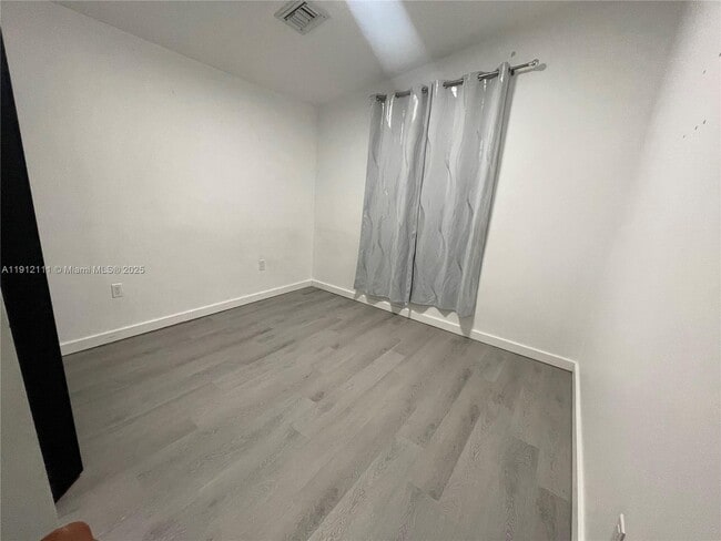 Building Photo - 2561 NW 4th St