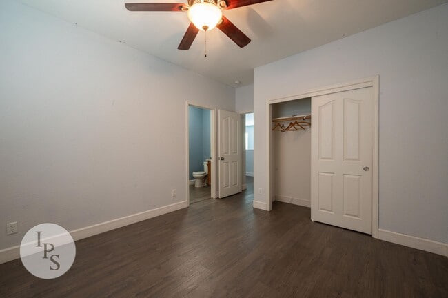 Building Photo - North Clovis Home, 4BR/3.5BA, CUSD - Lots ...