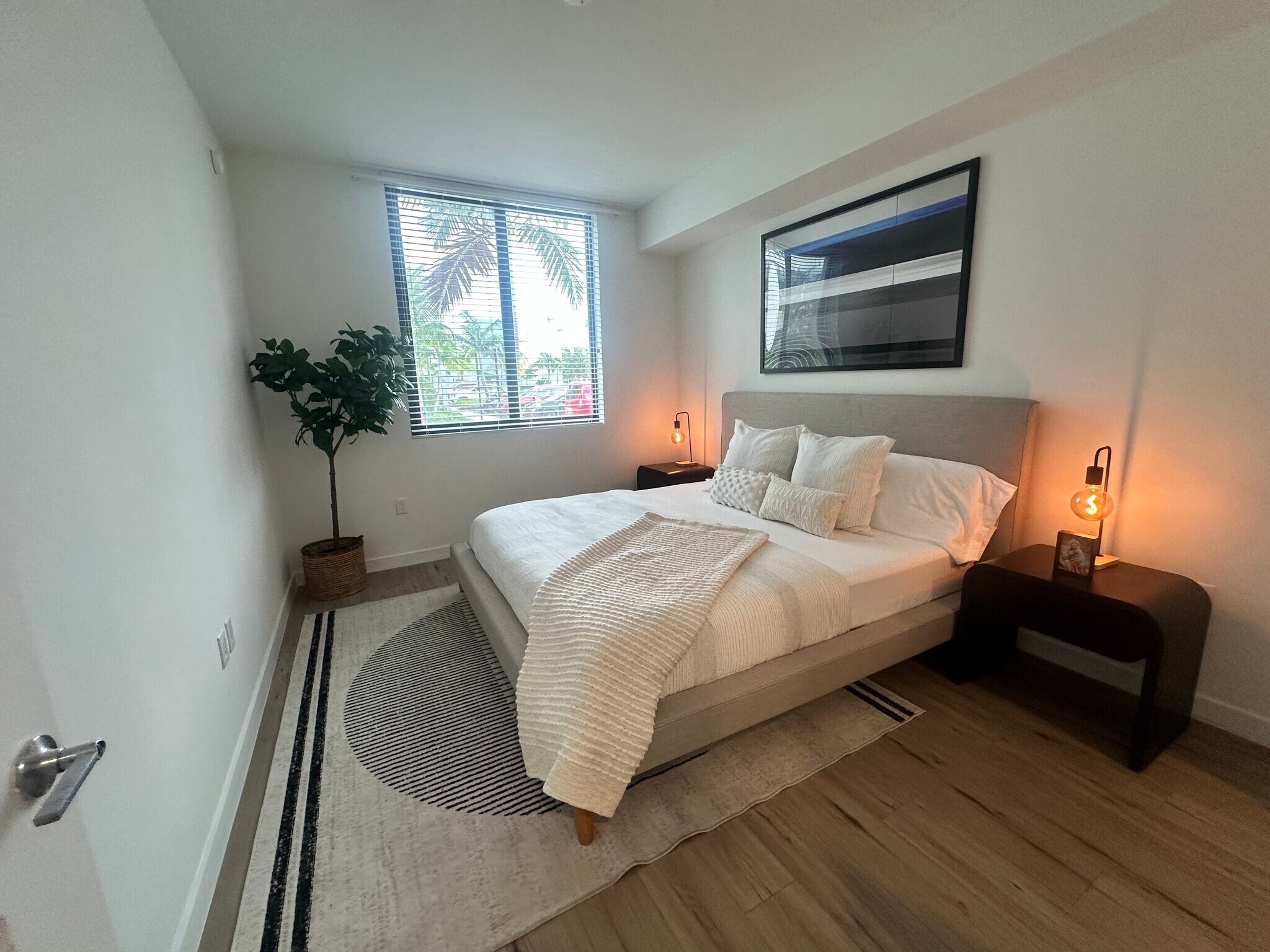 Building Photo - 610 NE 1st Pl