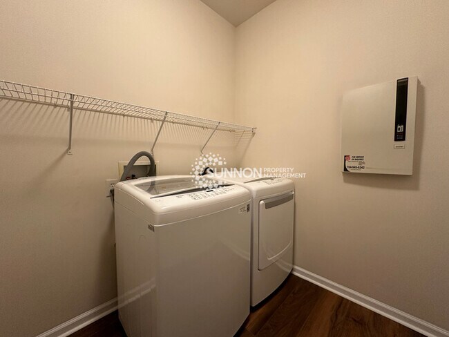 Building Photo - 4 Bed 2.5 Bath in Old Stone Crossing