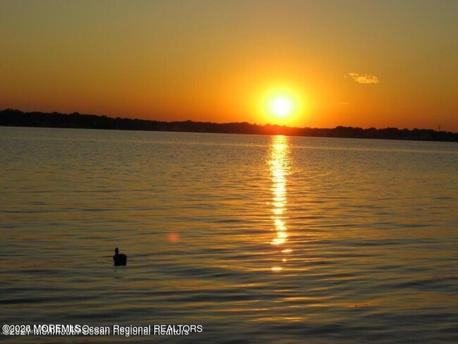 Building Photo - 217 Blaine Ave