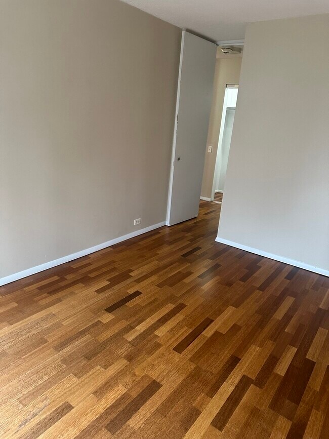 Building Photo - 405 N Wabash Ave