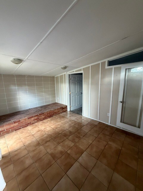 Building Photo - 508 NW 36th Dr