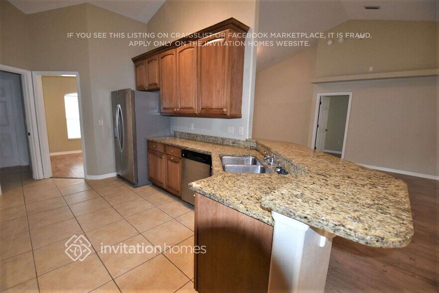 Building Photo - 4411 Abaco Dr