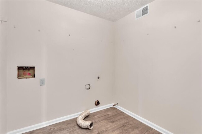 Building Photo - 826 Grindstone Ct