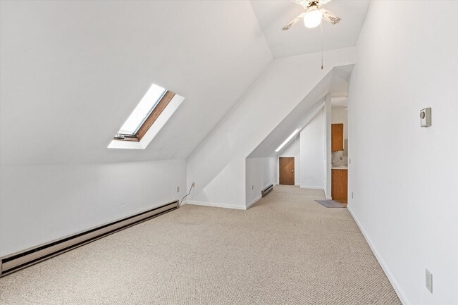 Building Photo - 113 Warren St