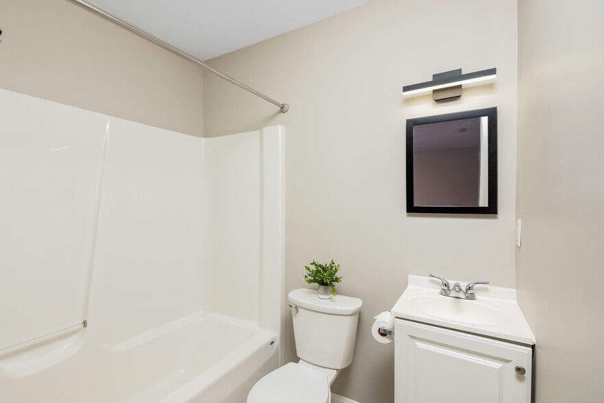 Building Photo - 293 Craig Ln