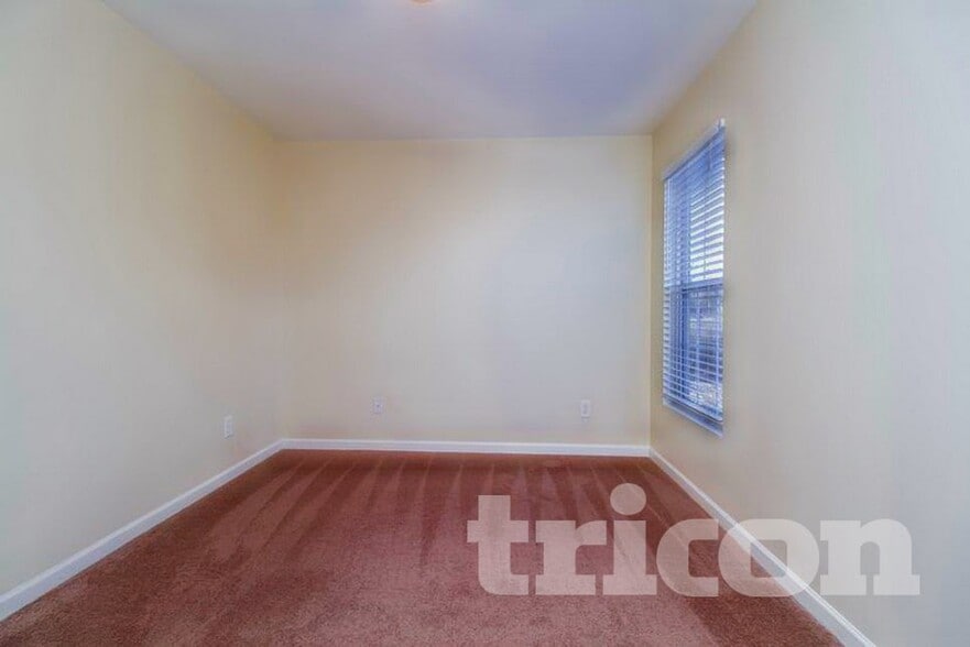 Building Photo - 3006 Gale Ct