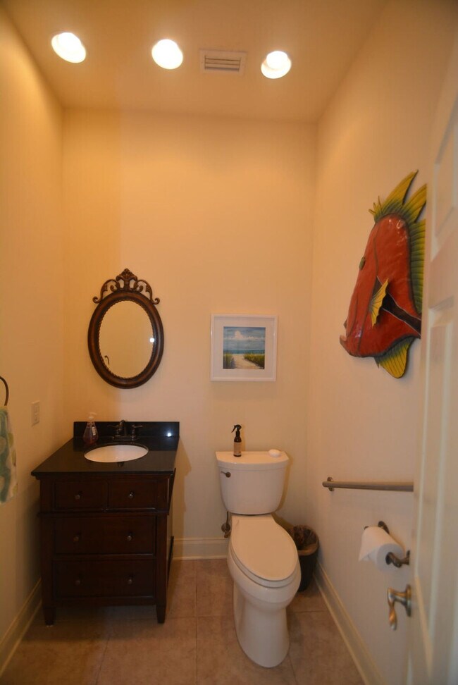 Building Photo - 58 Ocean St