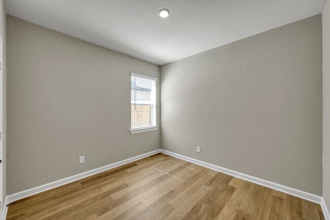 Building Photo - 21703 Lavender Fls Dr
