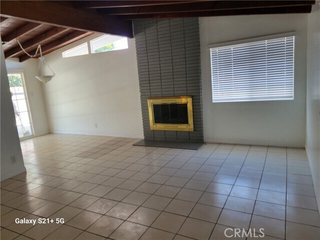 Building Photo - 937 N Iroquois Ave