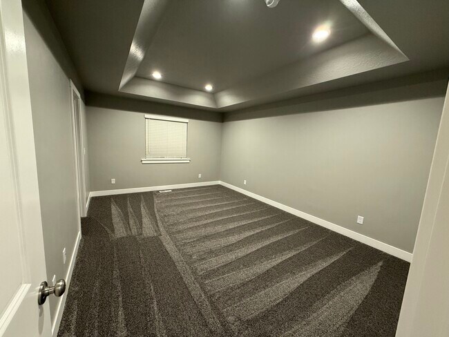 Building Photo - 2255 S 1120 W