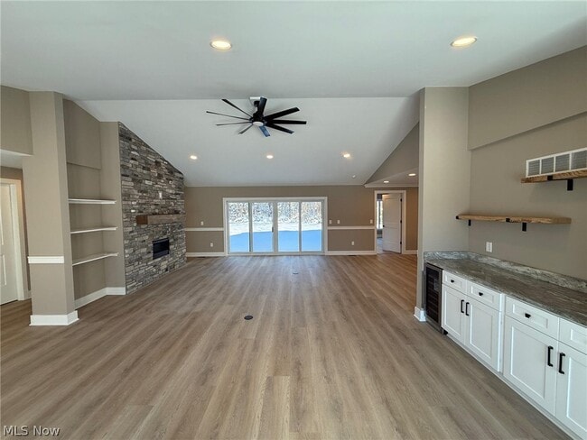 Building Photo - 3940 Ellendale Rd