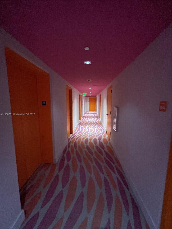 Building Photo - 31 SE 6th St