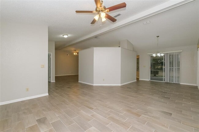 Building Photo - 6084 Freeport Dr