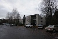 Building Photo - Windinbrook- North Seattle Spacious Studio