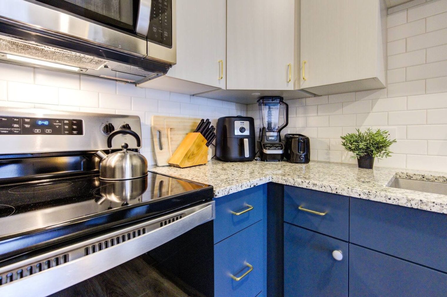 Building Photo - 18210 Park Row Blvd