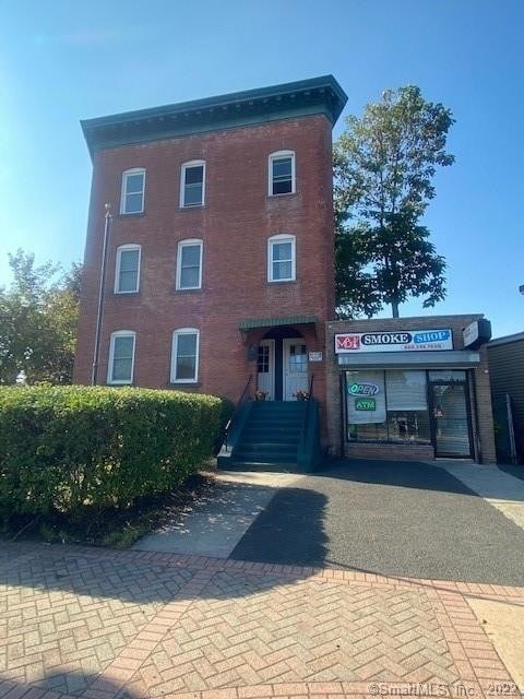 Building Photo - 757 Maple Ave