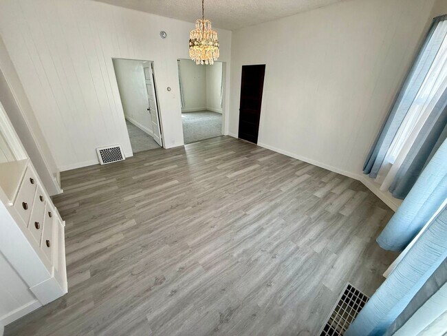 Building Photo - Charming 4-Bedroom, 2-Bath Victorian Home ...