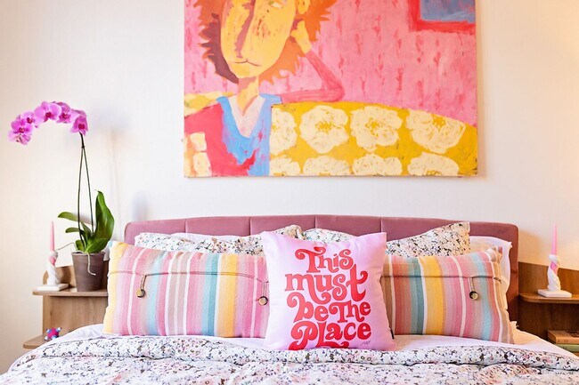 Building Photo - Bull St Bungalow