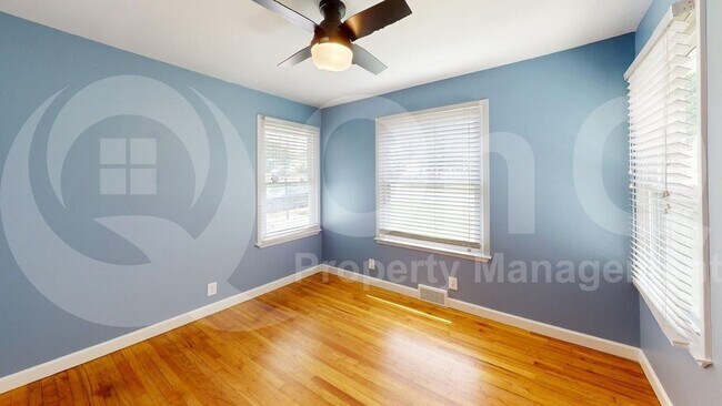 Building Photo - 3216 Marys Ln